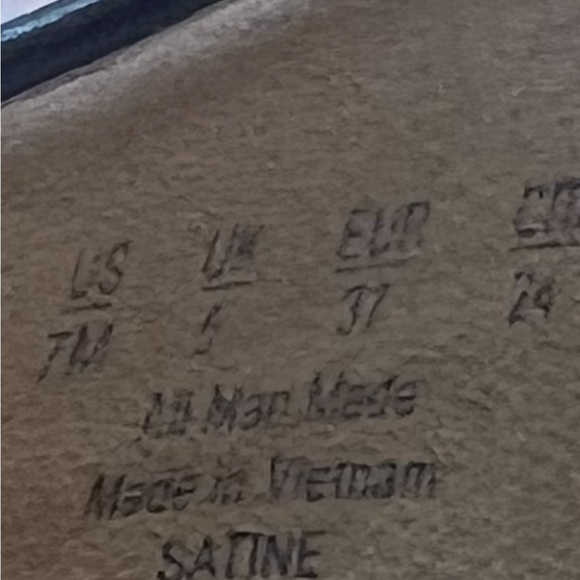 Super cute Nine West wedge - Picture 6 of 6